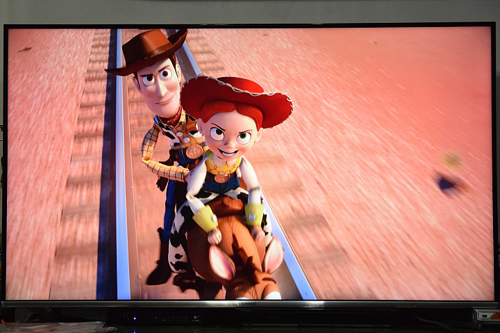 體驗 開箱 除了 UHD 高畫質 還有 CHIMEI奇美android R3 大4K 劇院級聲光享受